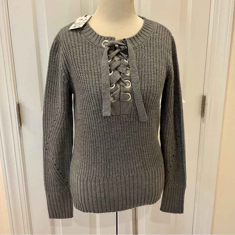 NWT Hippie Rose Heather Grey Sweater Small